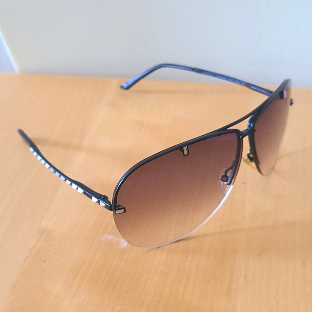 Dior ToreaDior Sunglasses Black Studs Gradient Lens - Picture 2 of 16